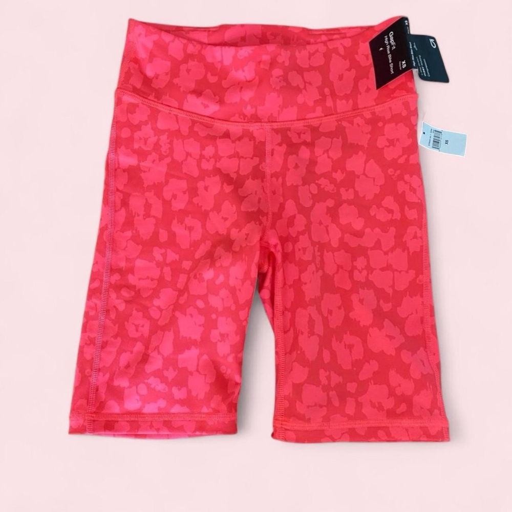 GAP Women's Coral Bike Shorts